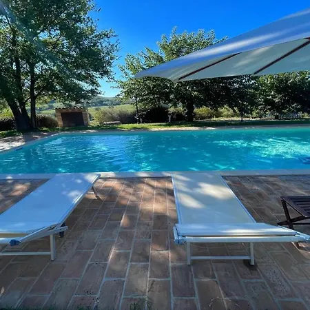 Todi By The Pool Villasleeps 10exclusive Poolwalk To Todi Restaurant Petroro