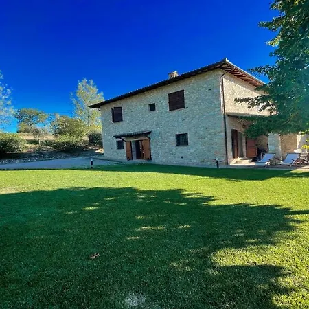 Otel Todi By The Pool Villasleeps 10exclusive Poolwalk To Todi Restaurant 4*