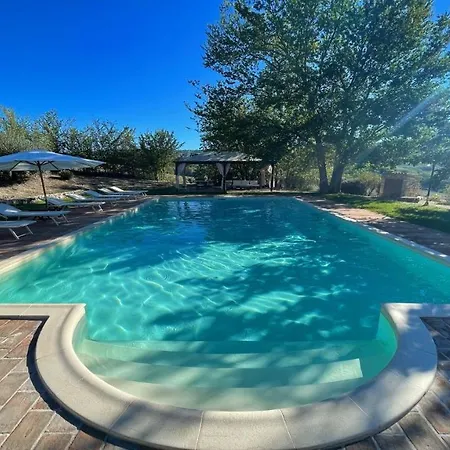 Otel Todi By The Pool Villasleeps 10exclusive Poolwalk To Todi Restaurant 4*